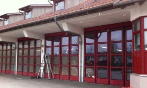 Die neuen Fenster haben nicht nur energetische Vorteile, nein, sie werten die Ansicht des Gebäudes auch wesentlich auf.