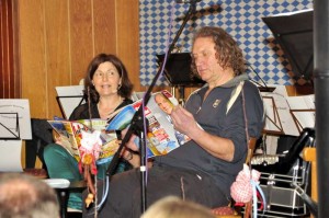 Hilde und Richard Richling bei ihrem Sketch