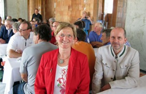 ödp Marktgemeinderätin Christine Huber und 3. Bürgermeister Andreas Strauß